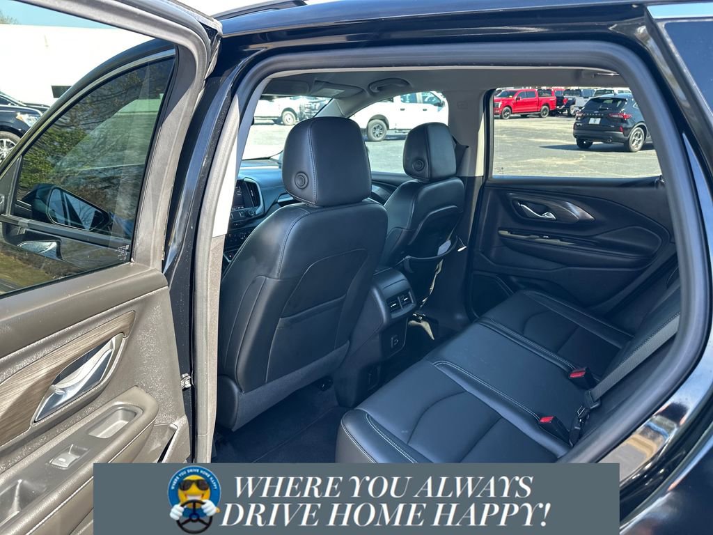 Used 2023 GMC Terrain SLT w/ Infotainment Package II image 24