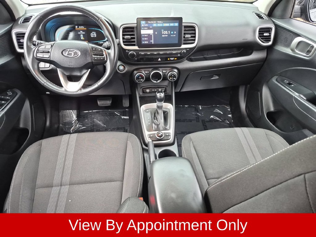 Used 2026 Hyundai Venue SEL FWD image 21