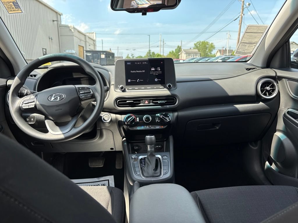Certified 2023 Hyundai Kona SEL w/ Cargo Package AWD/4WD image 27
