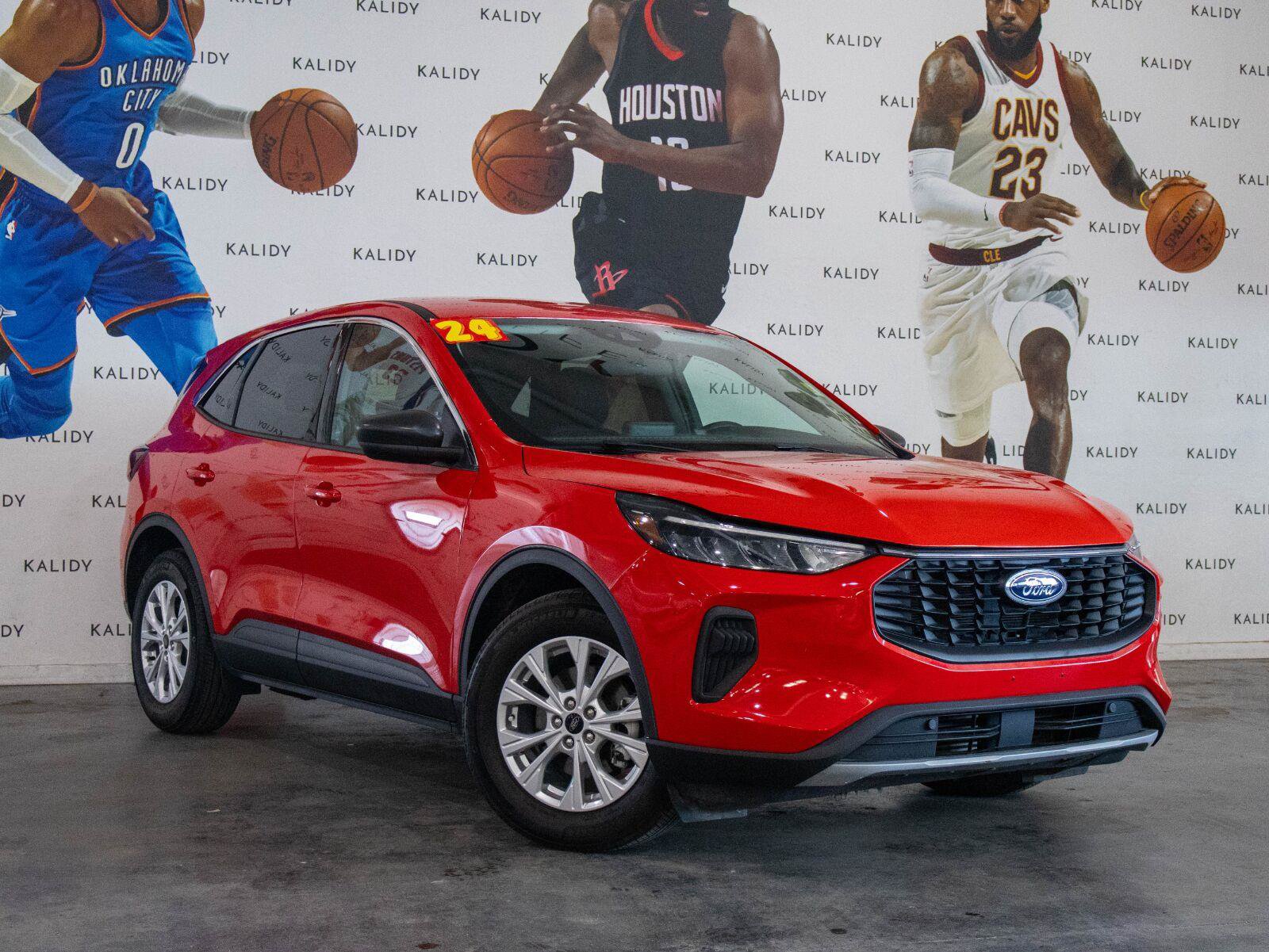 Used 2024 Ford Escape Active FWD image 2