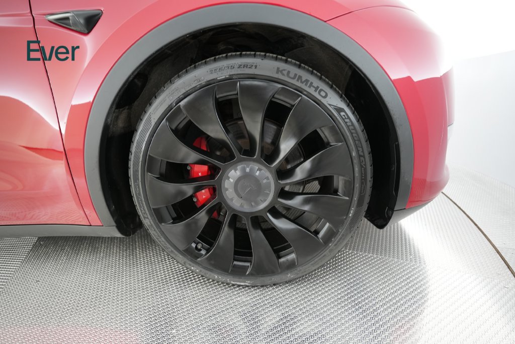 Used 2023 Tesla Model Y Long Range AWD/4WD image 21