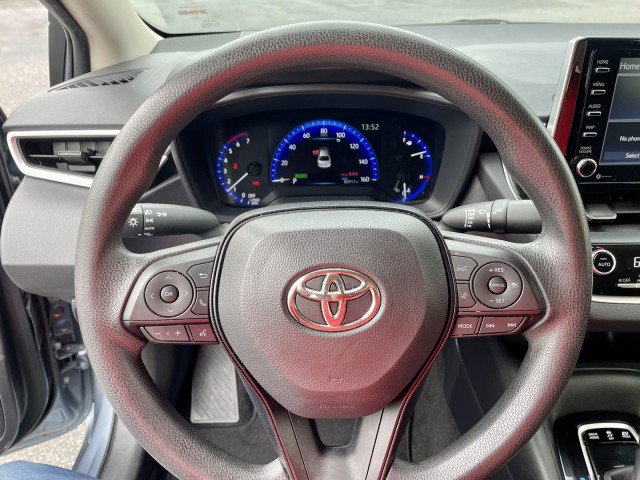 Used 2021 Toyota Corolla LE image 10