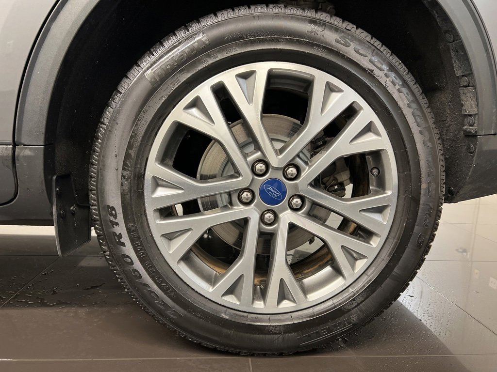 Certified 2022 Ford Escape SEL image 7