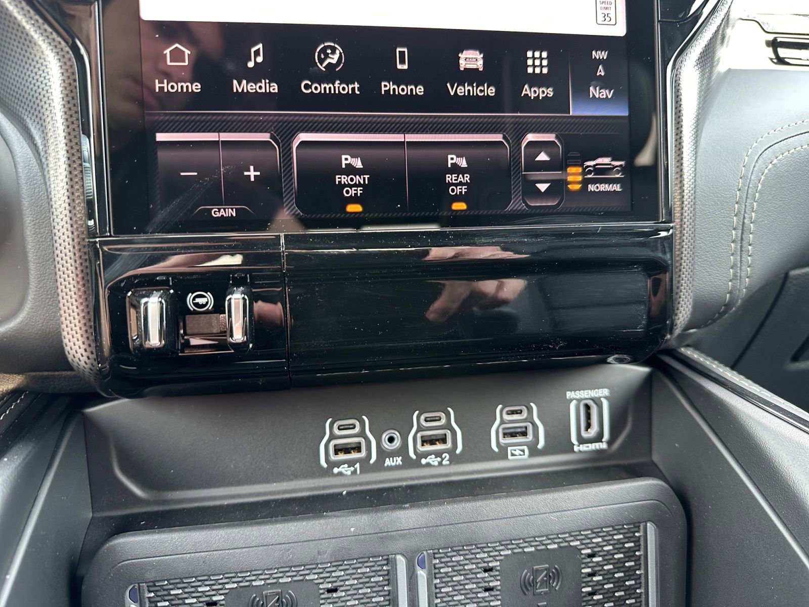 New 2026 RAM 1500 Limited image 30