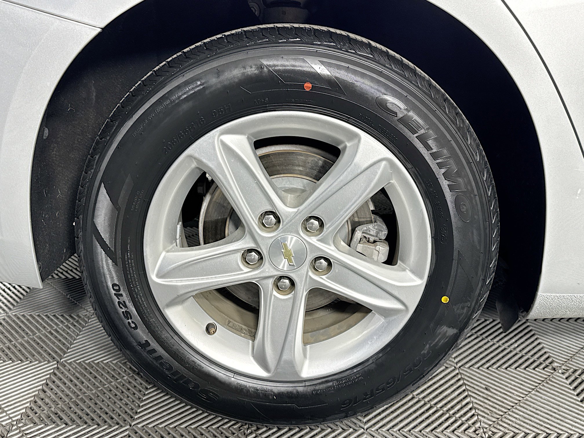 Used 2021 Chevrolet Malibu LS image 32