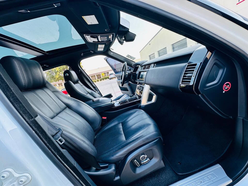 Used 2017 Land Rover Range Rover HSE image 24
