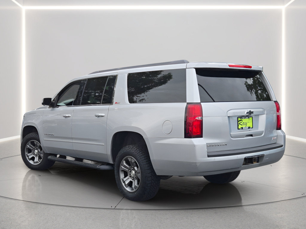 Used 2018 Chevrolet Suburban LT w/ Luxury Package AWD/4WD image 17
