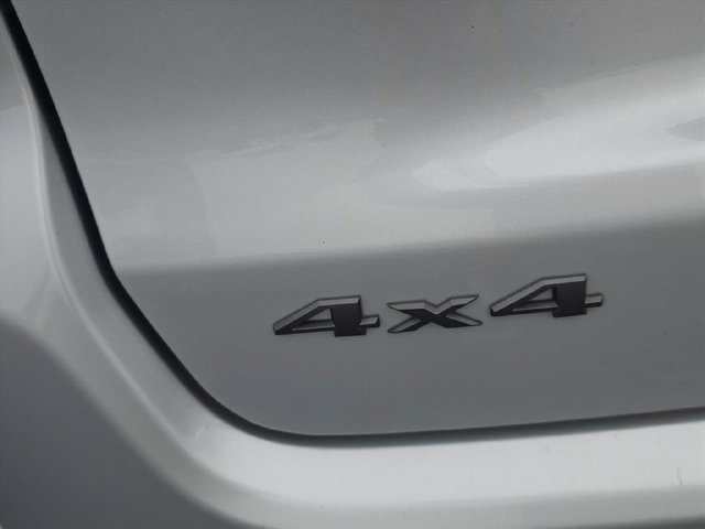 Used 2025 Jeep Compass Trailhawk AWD/4WD image 24