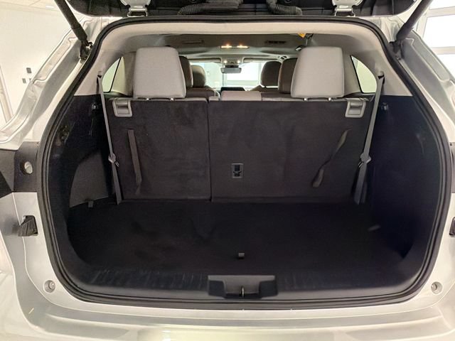 Certified 2024 Toyota Highlander XLE AWD/4WD image 19