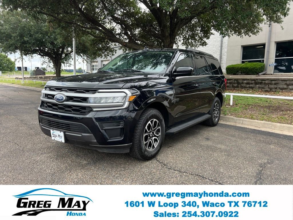 Used 2023 Ford Expedition XLT RWD image 4