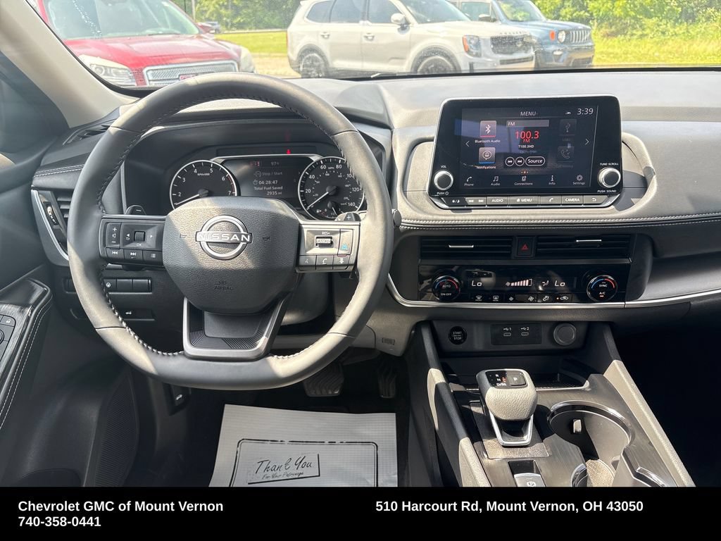 Used 2026 Nissan Rogue SV AWD/4WD image 16