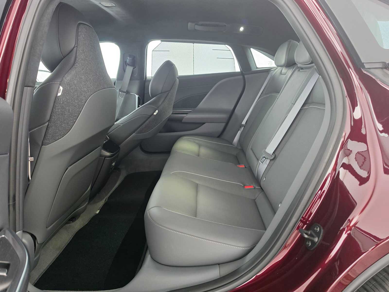 Used 2023 Lucid Air Touring AWD/4WD image 16