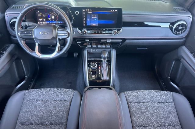 Used 2024 Chevrolet Colorado Z71 w/ Z71 Convenience Package 2 image 15