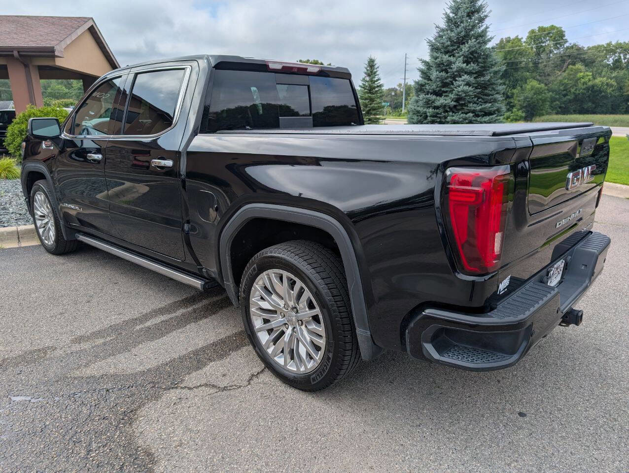 Used 2019 GMC Sierra 1500 Denali w/ Denali Ultimate Package image 7