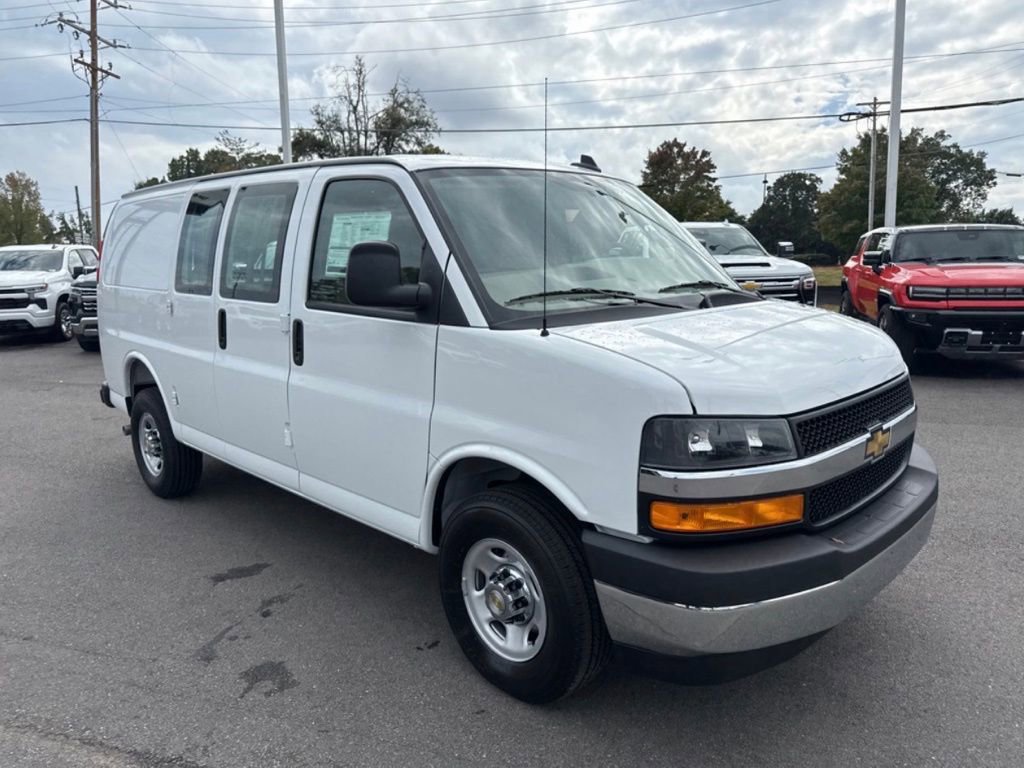 New 2025 Chevrolet Express 2500 w/ Driver Convenience Package RWD image 7