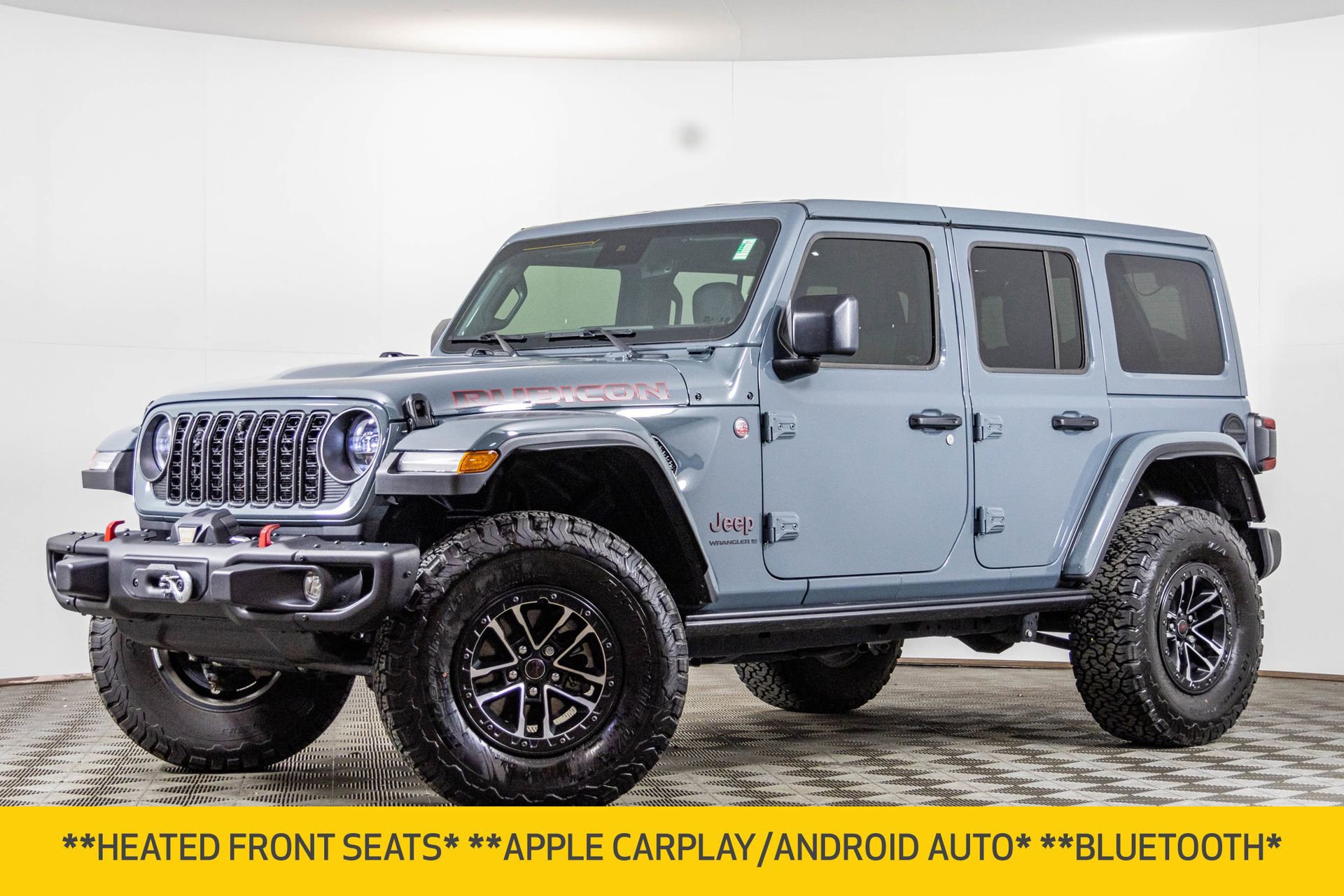 Used 2024 Jeep Wrangler Unlimited Rubicon image 2