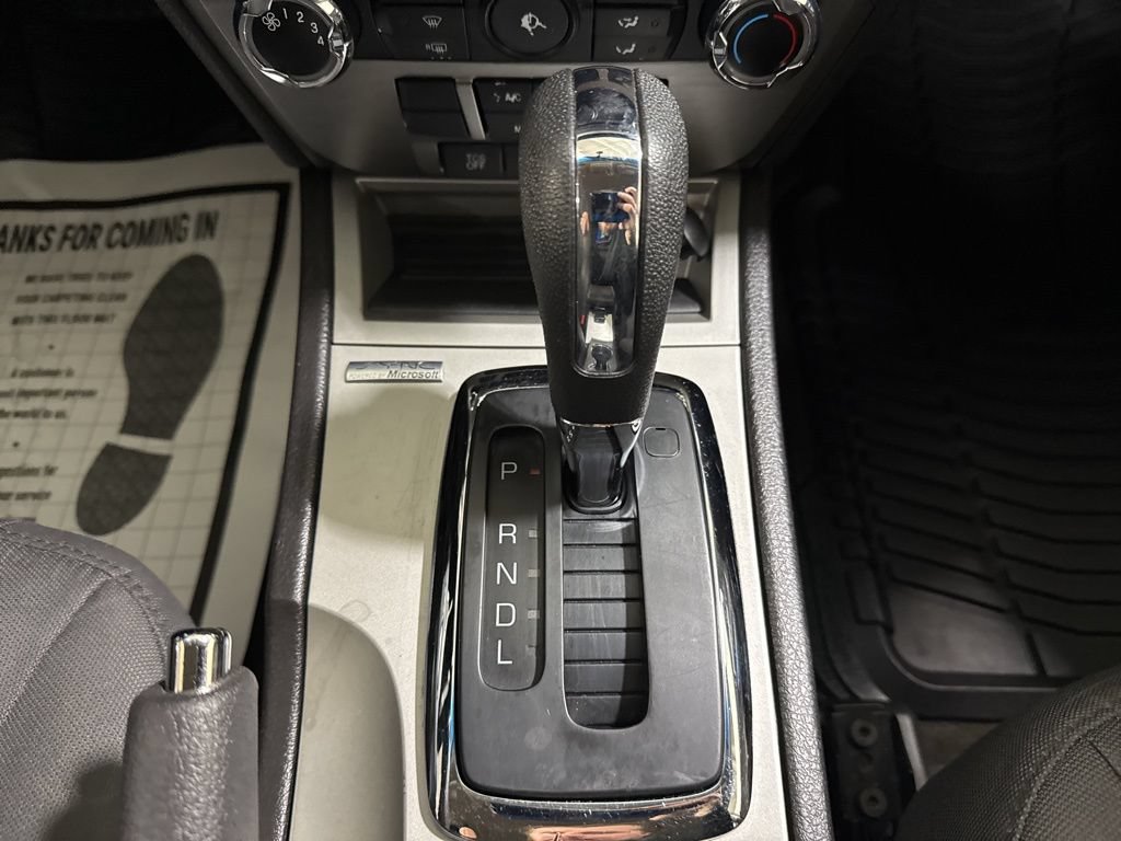 Used 2012 Ford Fusion SE FWD image 25