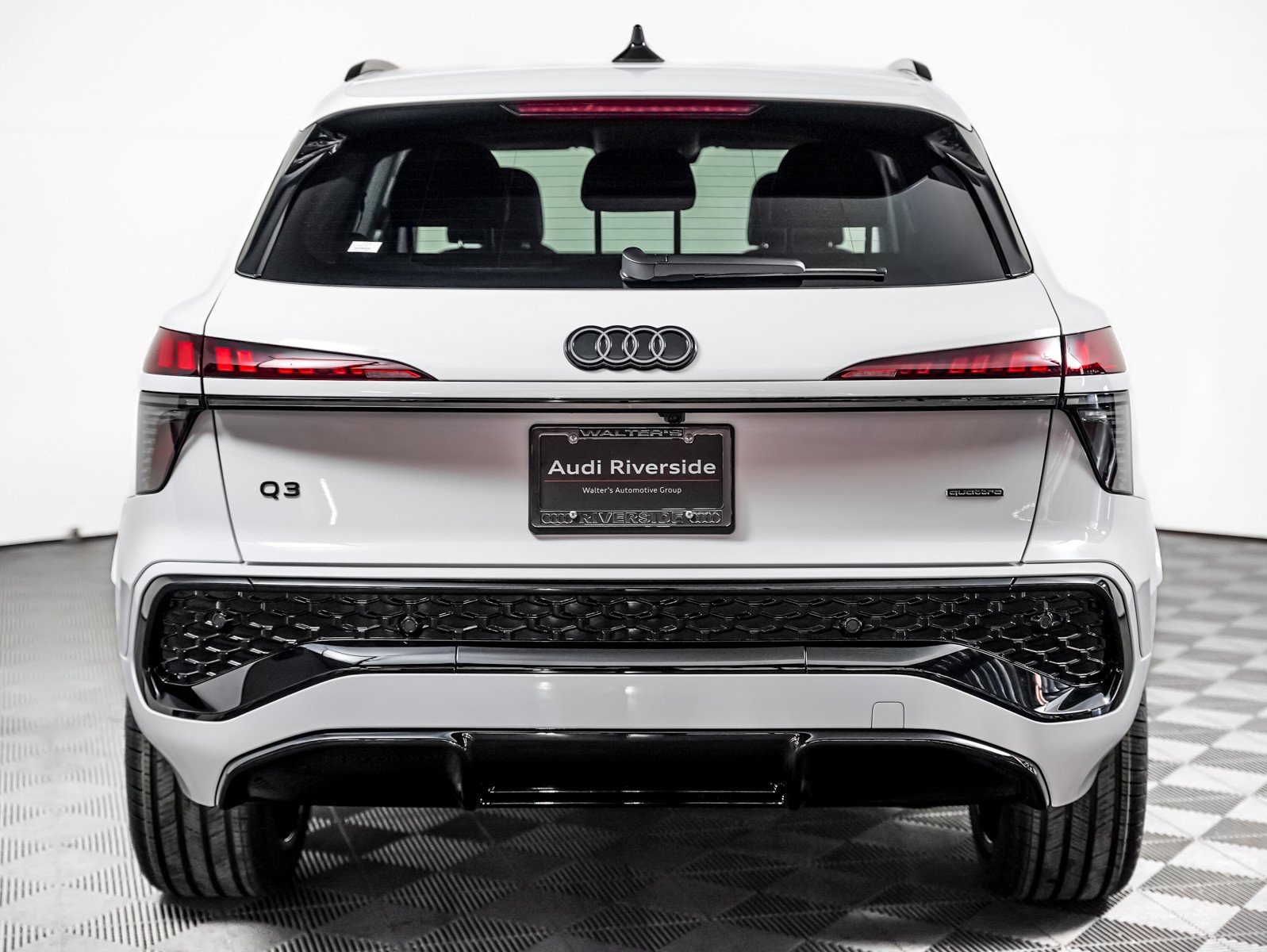 New 2026 Audi Q3 quattro 2.0T AWD/4WD image 7