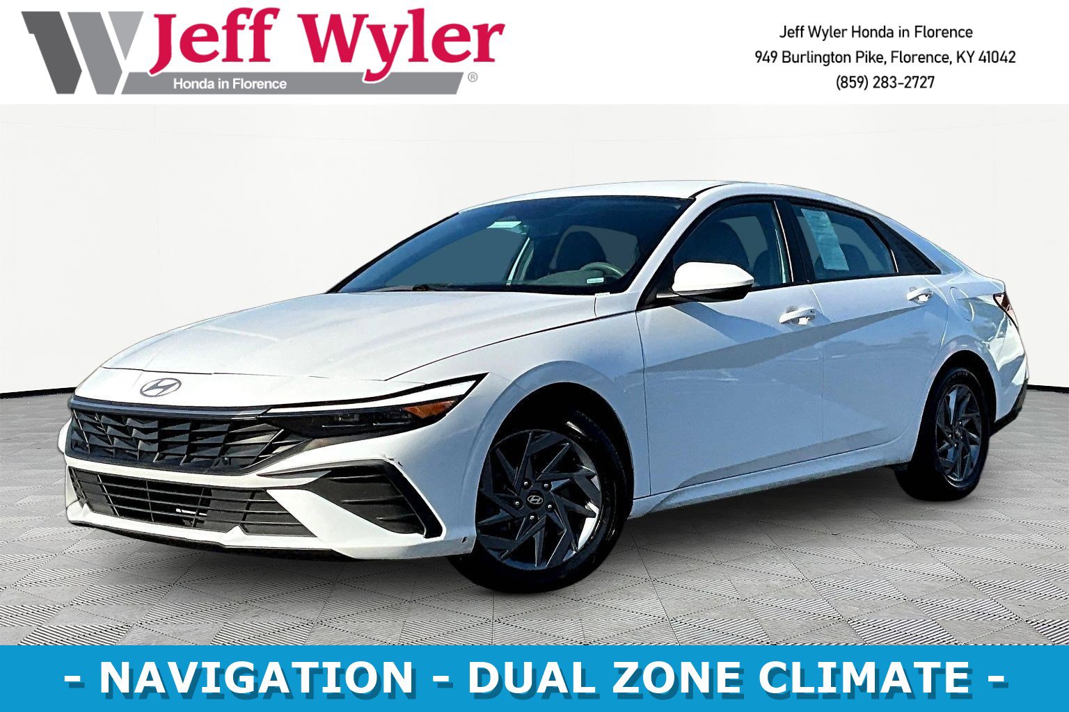 Used 2024 Hyundai Elantra SEL FWD image 1