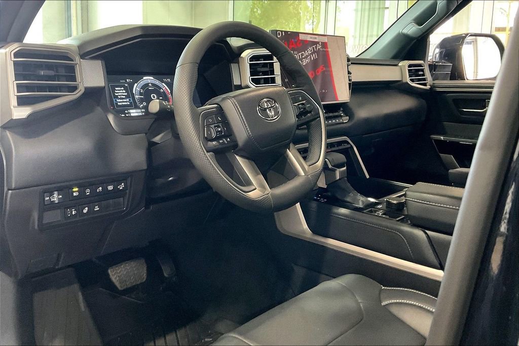 Used 2026 Toyota Tundra Limited AWD/4WD image 4