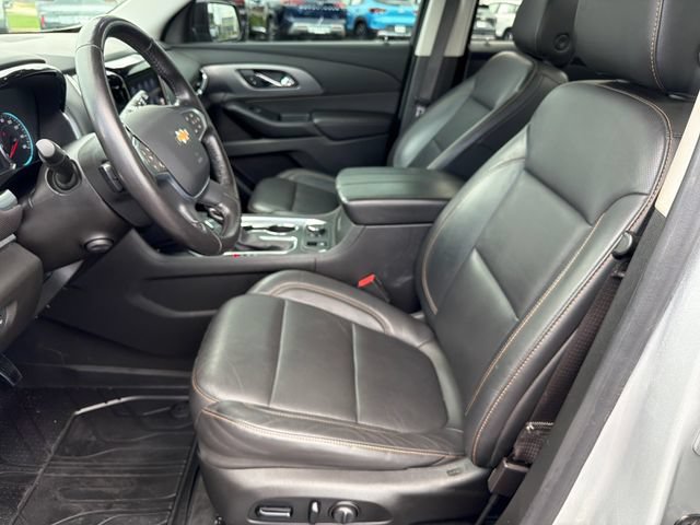 Used 2021 Chevrolet Traverse Premier w/ Redline Edition AWD/4WD image 10