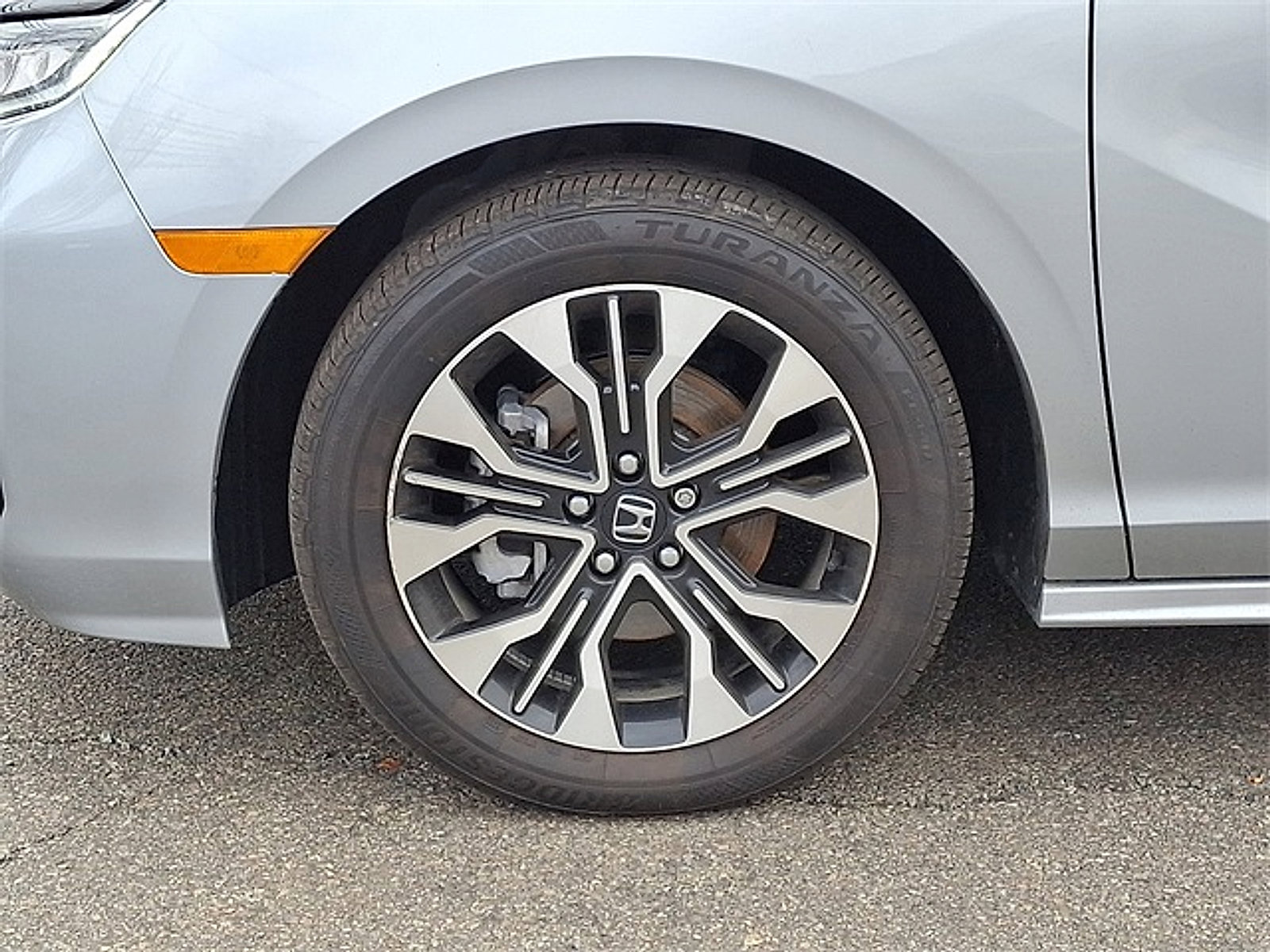 Certified 2026 Honda Odyssey Elite image 11