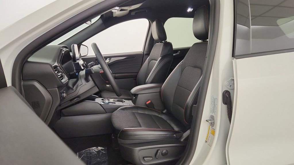 New 2024 Ford Escape ST-Line Select image 11