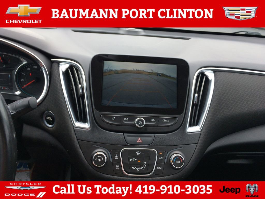 Used 2018 Chevrolet Malibu LT w/ Driver Confidence Package FWD image 20