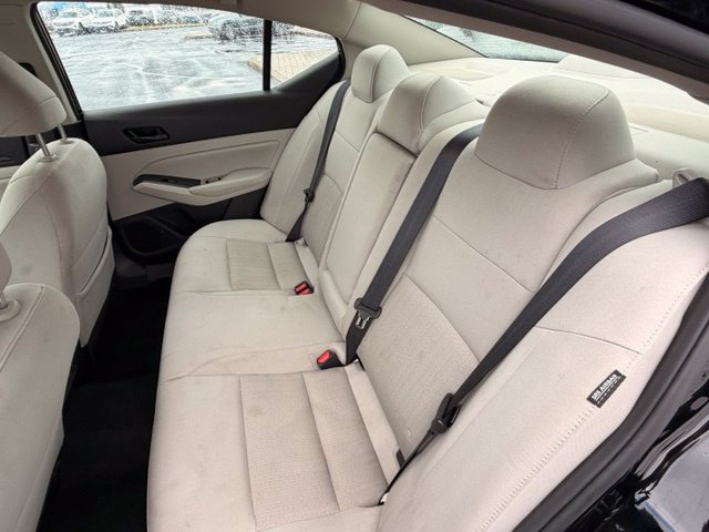 Used 2025 Nissan Altima 2.5 SV FWD image 18