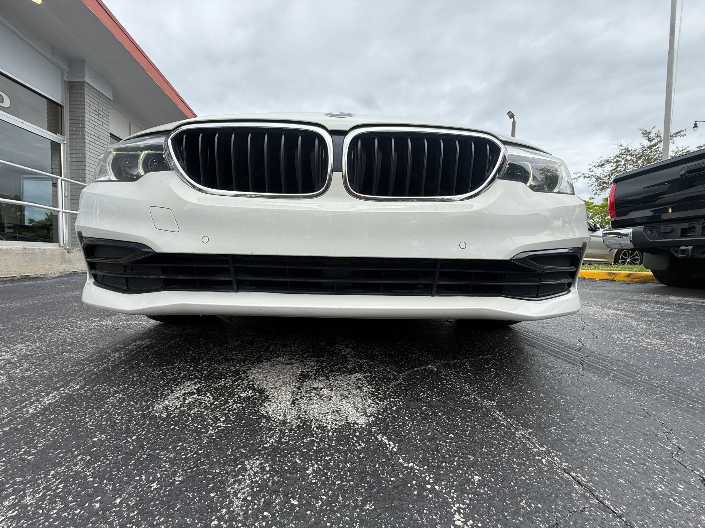 Used 2019 BMW 530i w/ Convenience Package RWD image 10