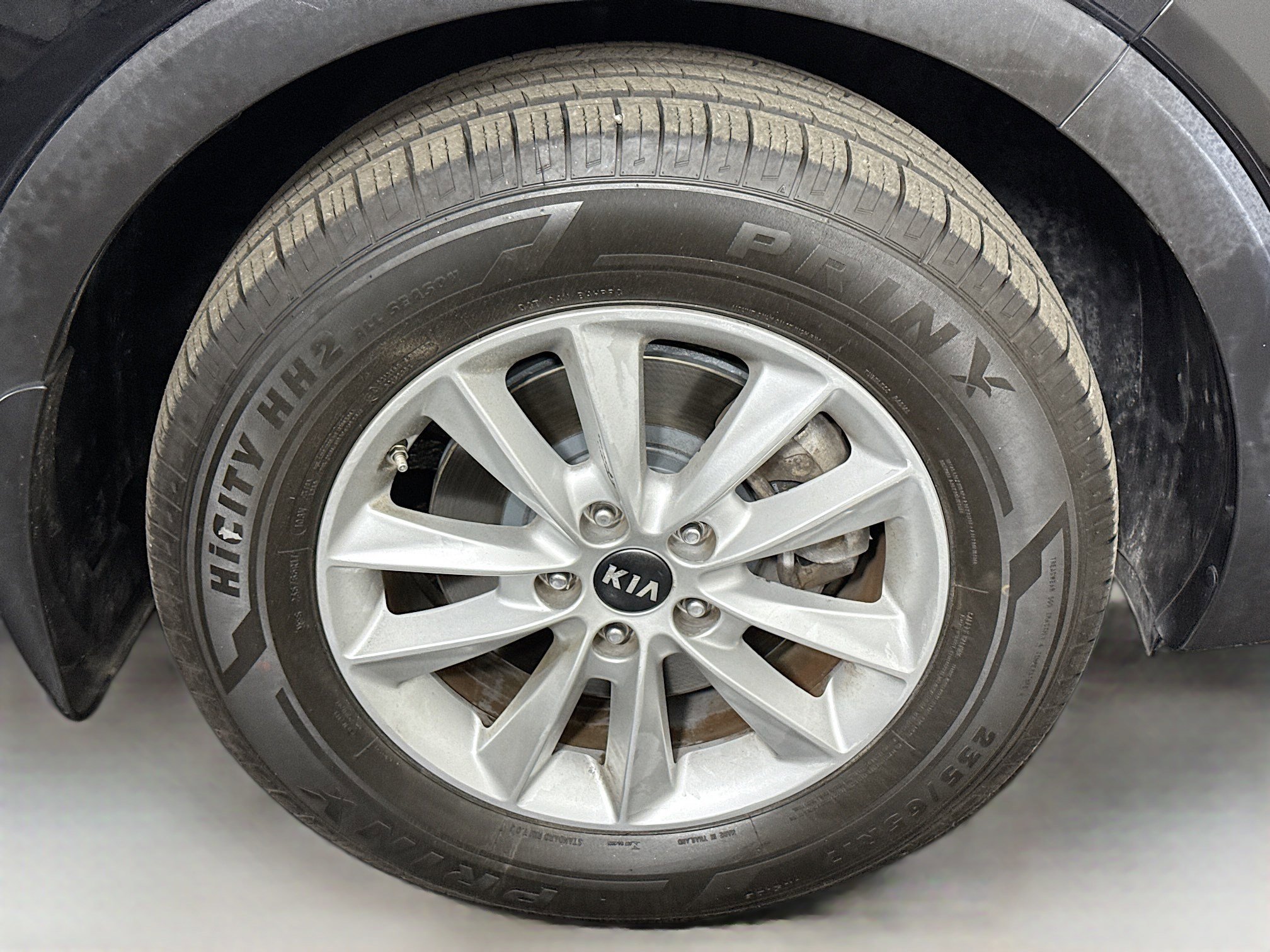 Used 2020 Kia Sorento LX image 39