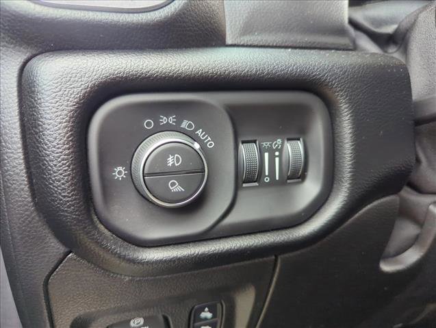 Used 2019 RAM 1500 Laramie image 25