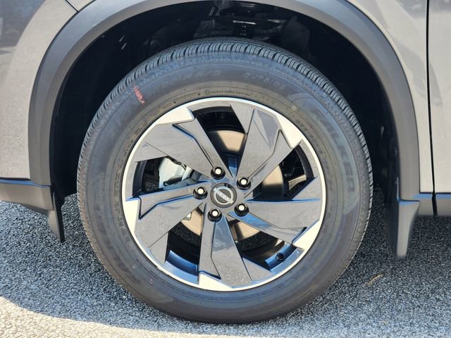 New 2026 Nissan Rogue SV image 7