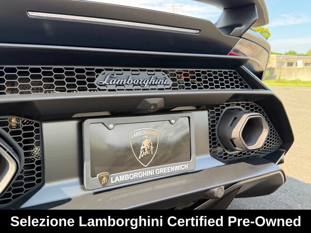 Used 2023 Lamborghini Huracan Tecnica RWD image 16