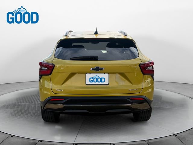 Used 2024 Chevrolet Trax ACTIV w/ Sunroof Package FWD image 4