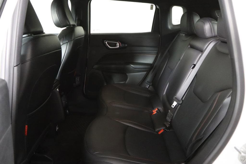 Used 2024 Jeep Compass Trailhawk AWD/4WD image 16