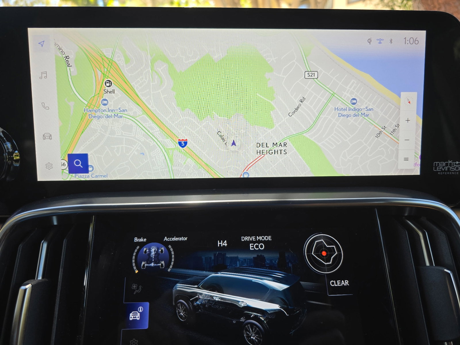 Used 2018 Bentley Bentayga AWD/4WD image 20