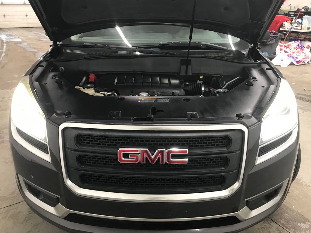 Used 2015 GMC Acadia SLE image 41