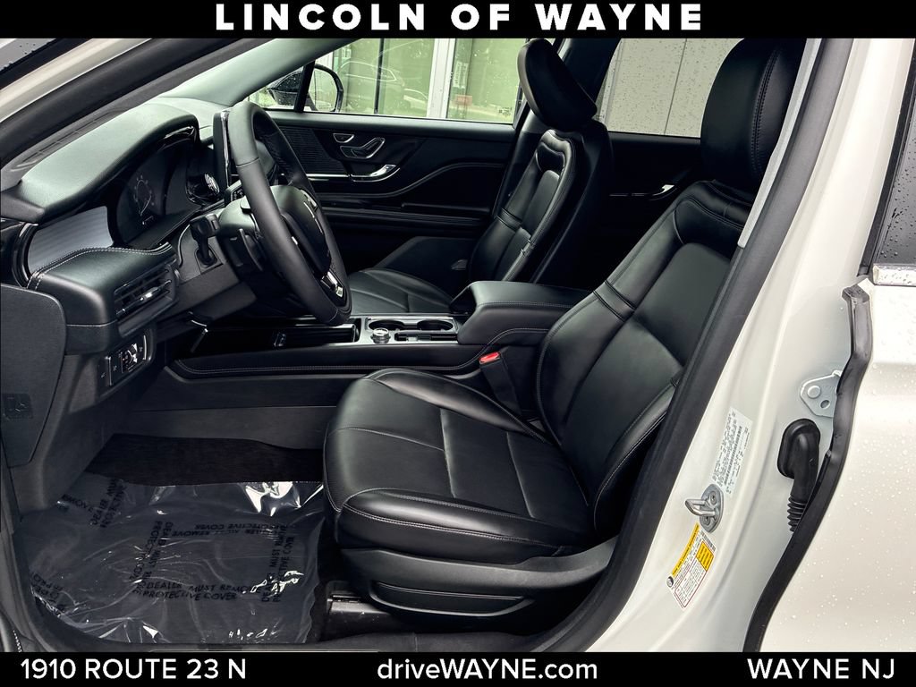 Certified 2022 Lincoln Corsair AWD w/ Equipment Group 101A image 12