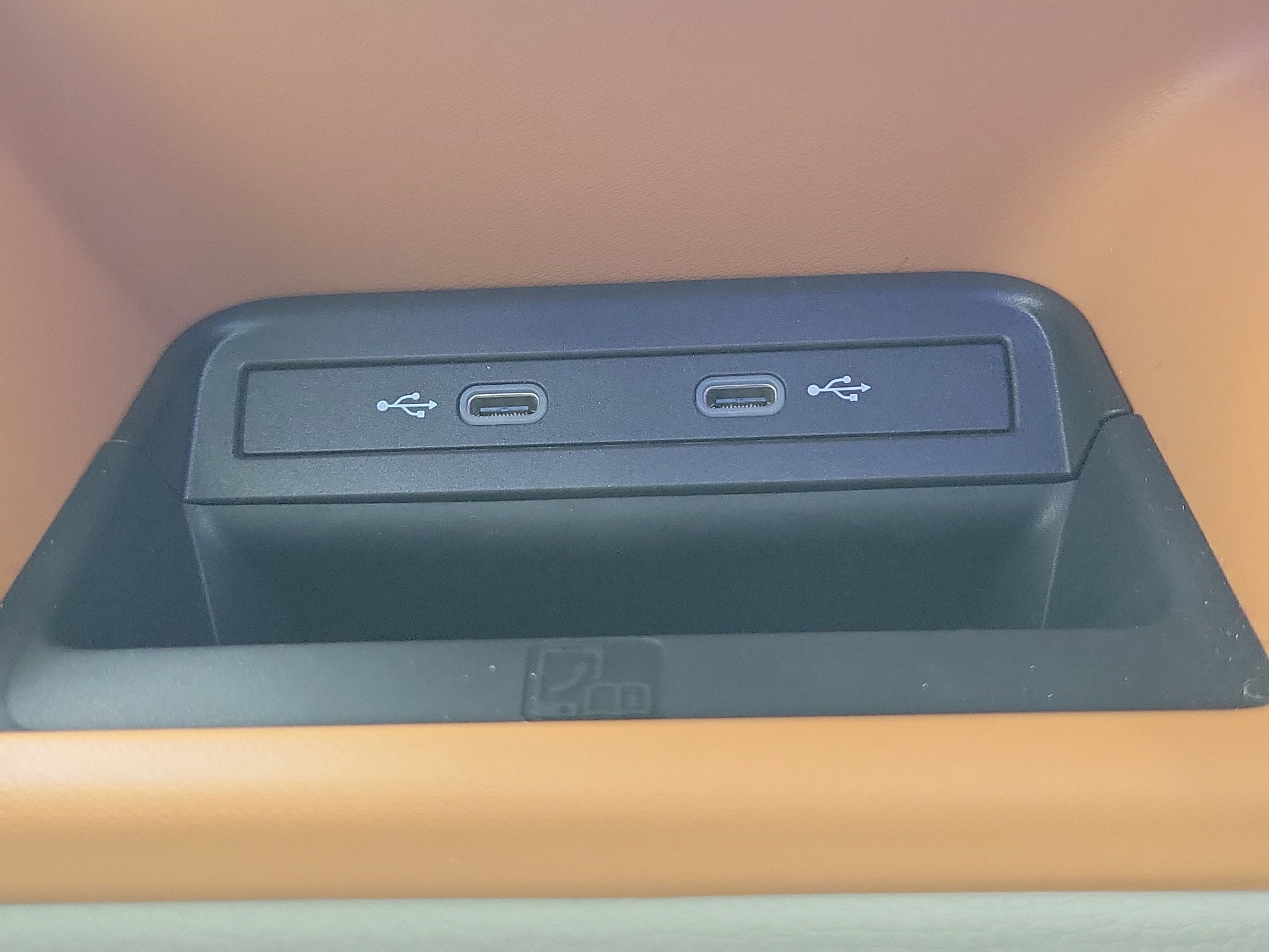 Used 2025 Volkswagen ID. Buzz 1st Edition image 35