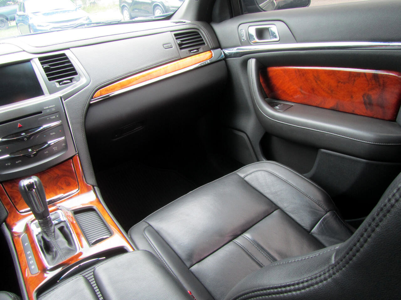 Used 2014 Lincoln MKS Elite w/ Equipment Group 201A image 14