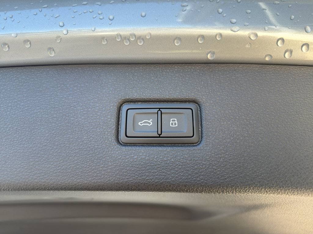 Used 2025 Audi Q7 2.0T Premium Plus w/ Premium Plus Package image 9