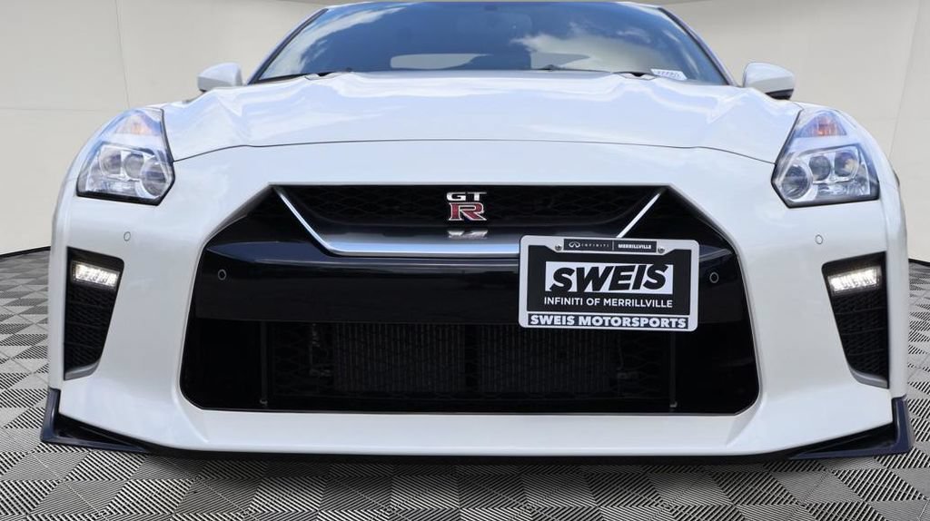 Used 2021 Nissan GT-R Premium AWD/4WD image 49