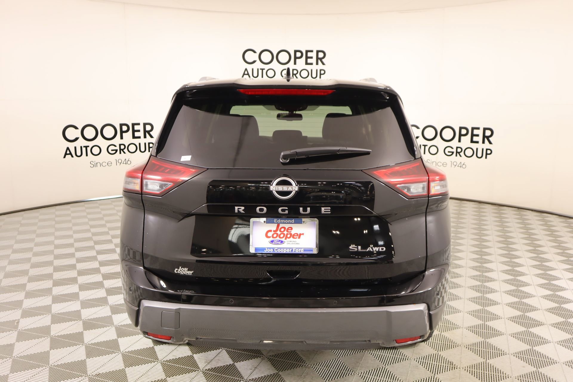 Used 2025 Nissan Rogue SL w/ SL Premium Package AWD/4WD image 23