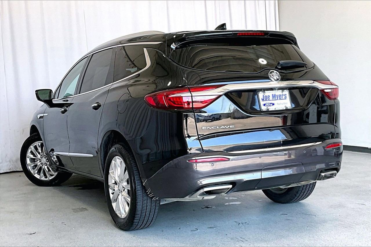 Used 2021 Buick Enclave Essence w/ Sound and Sites Package image 10