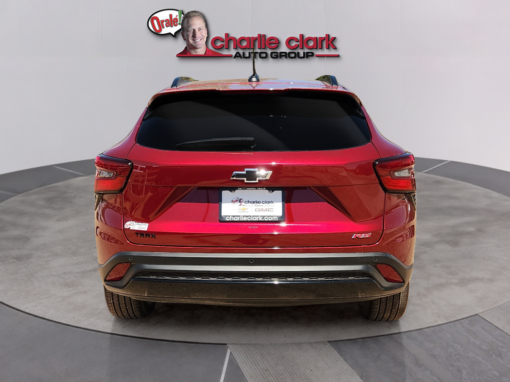Used 2025 Chevrolet Trax RS w/ Driver Confidence Package FWD image 4