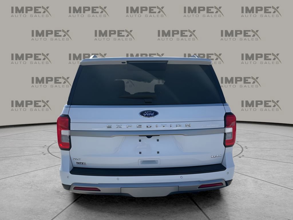 Used 2024 Ford Expedition Max XLT image 4