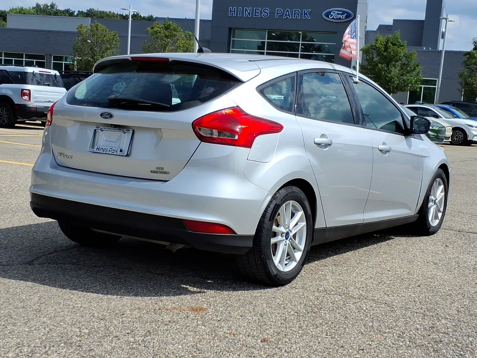 Used 2015 Ford Focus SE w/ Interior Protection Package FWD image 7
