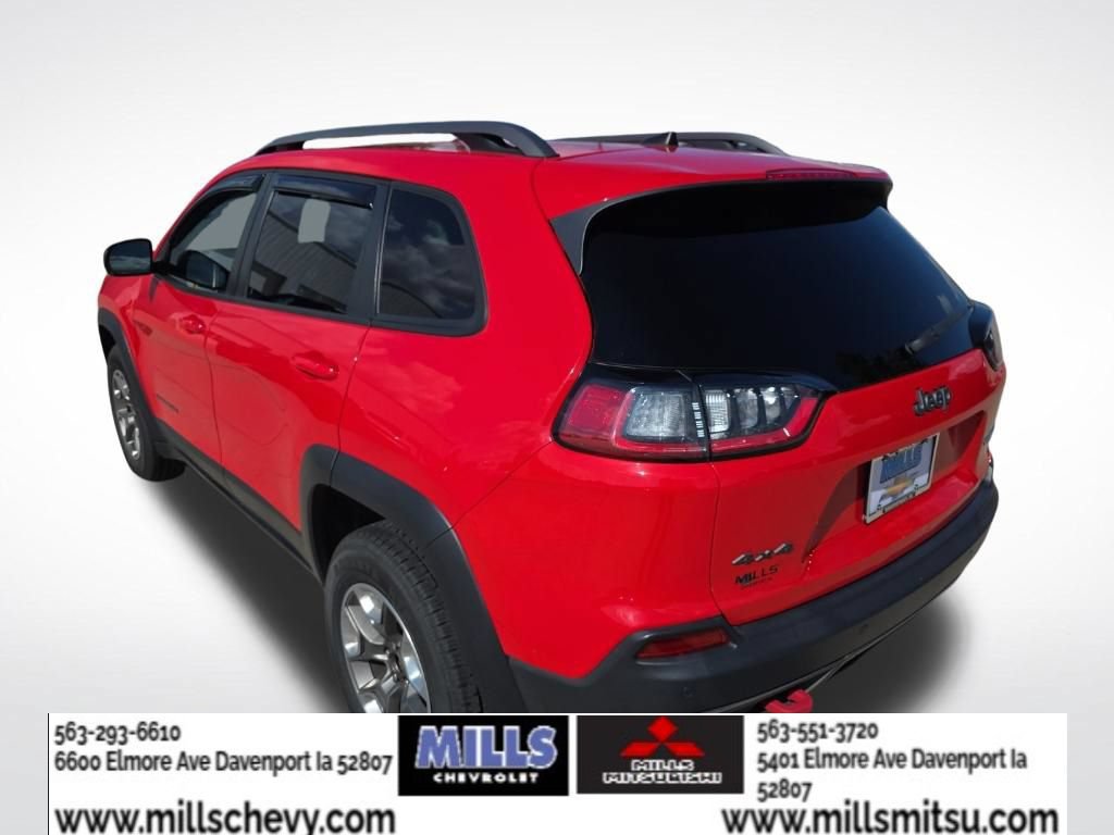 Used 2019 Jeep Cherokee Trailhawk w/ Cold Weather Group AWD/4WD image 3