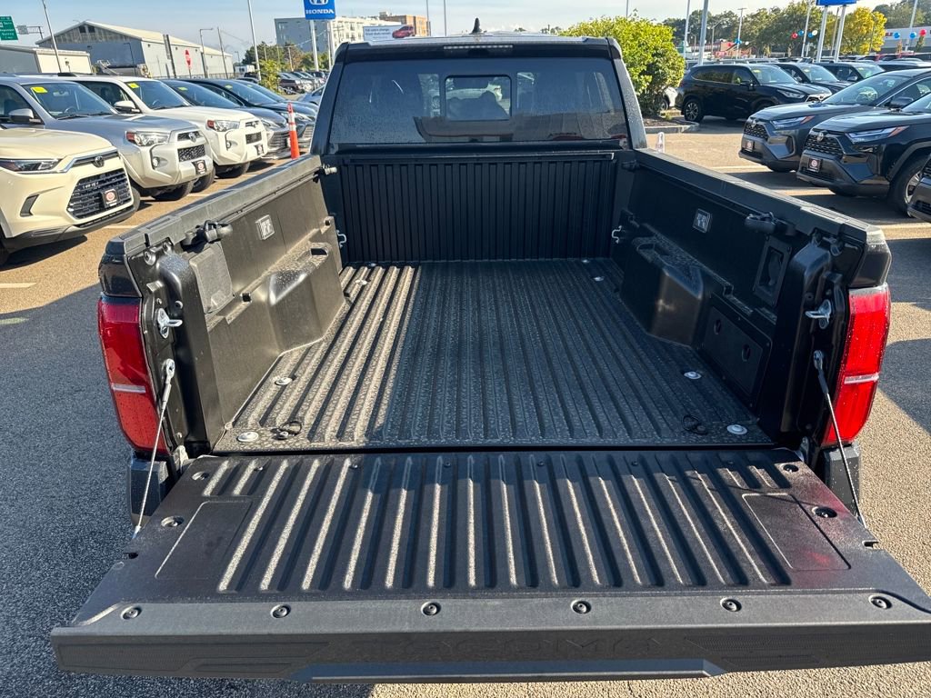 New 2025 Toyota Tacoma TRD Off-Road image 6